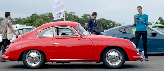 クラシックカーのレンタル料金